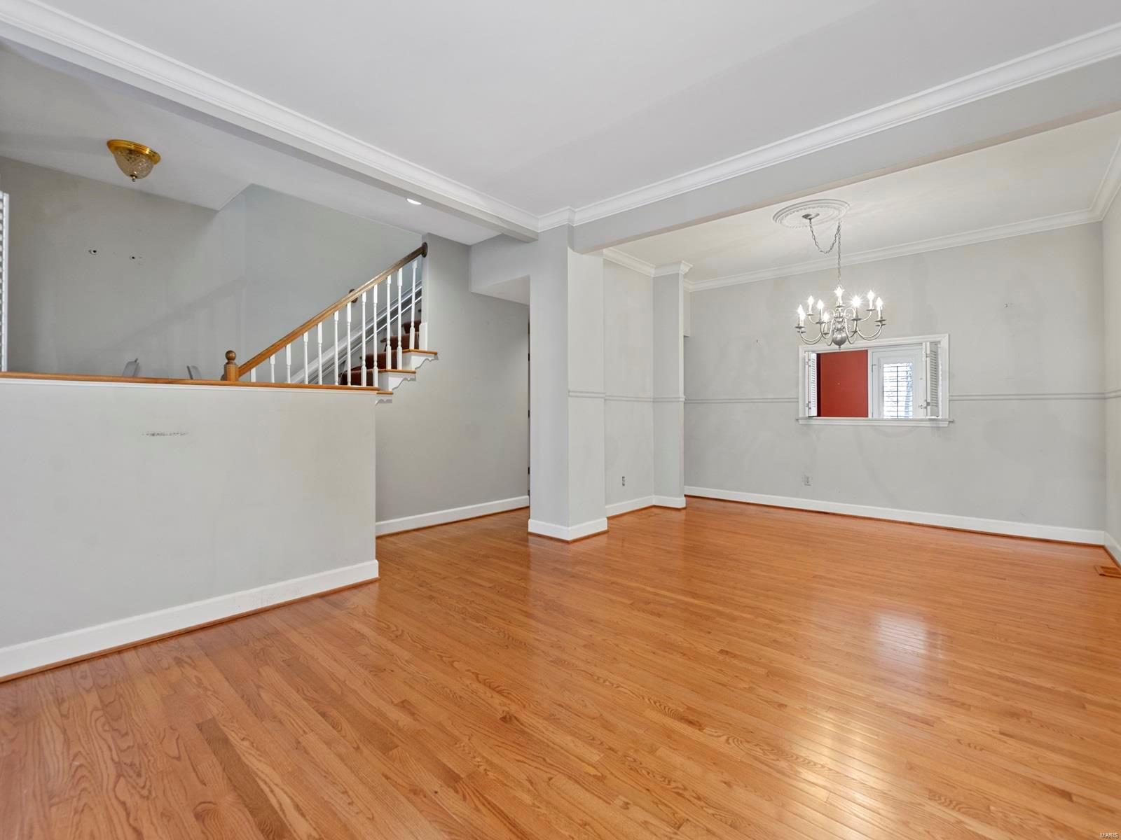 2 Country Club Terrace