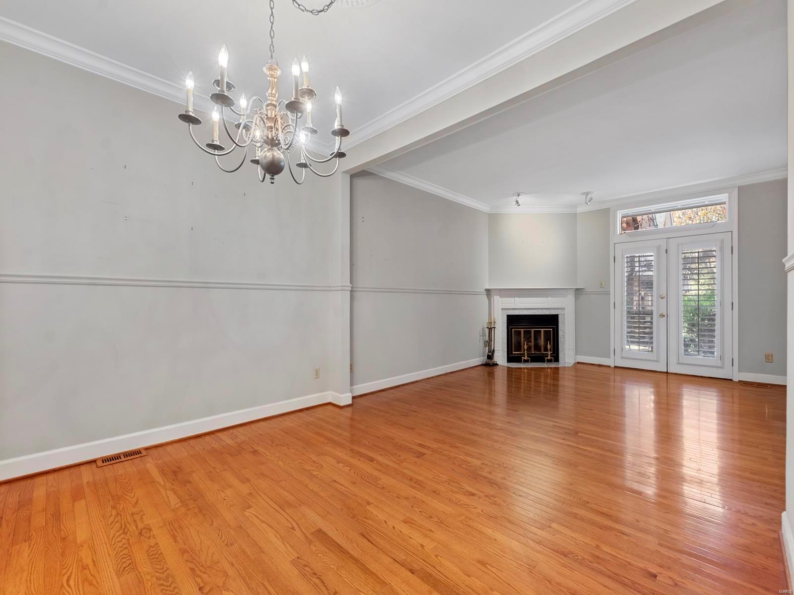 2 Country Club Terrace