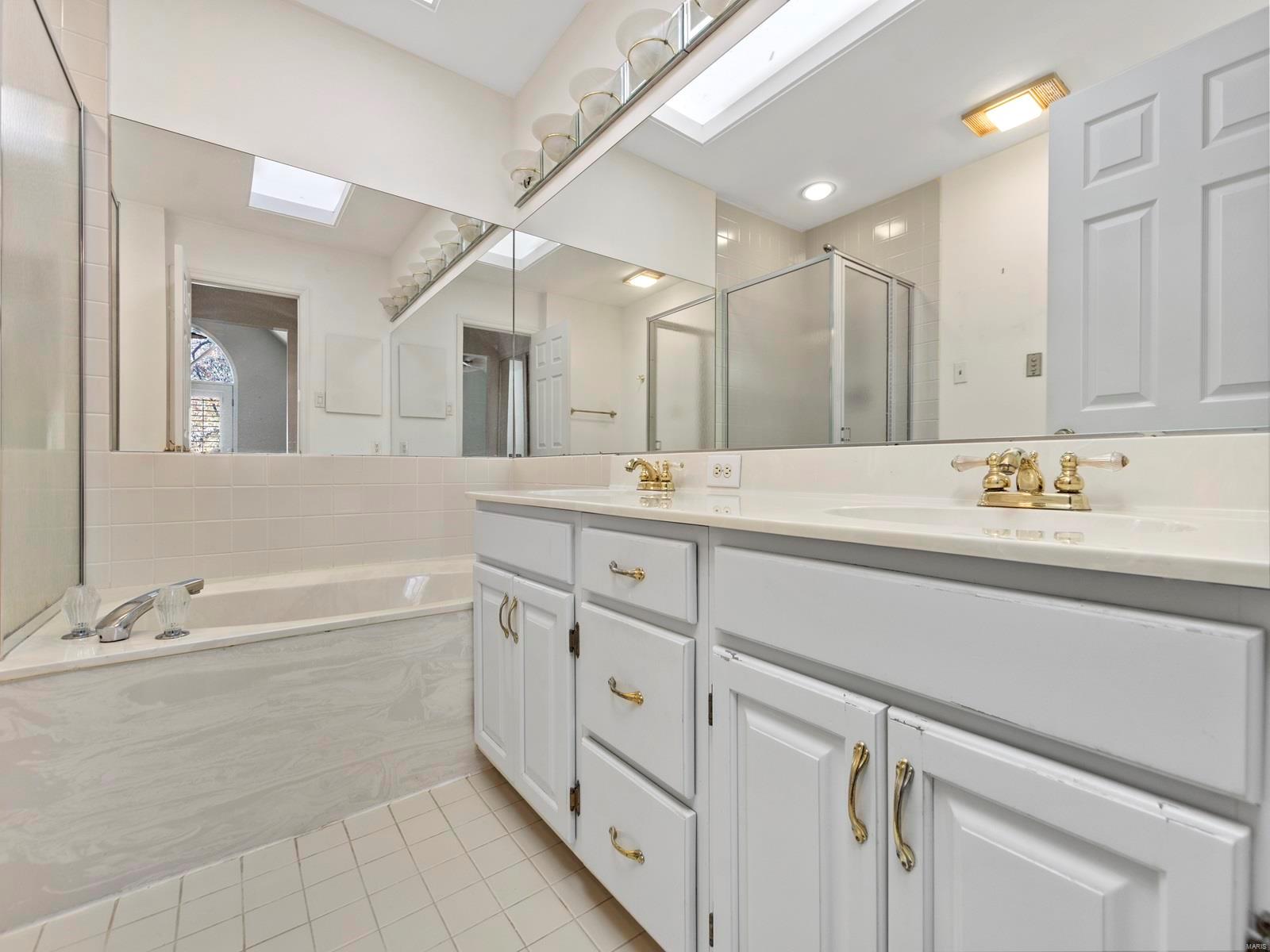 2 Country Club Terrace