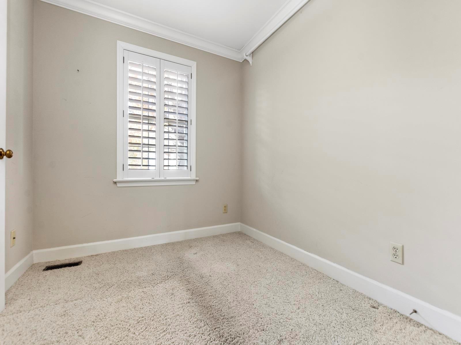 2 Country Club Terrace