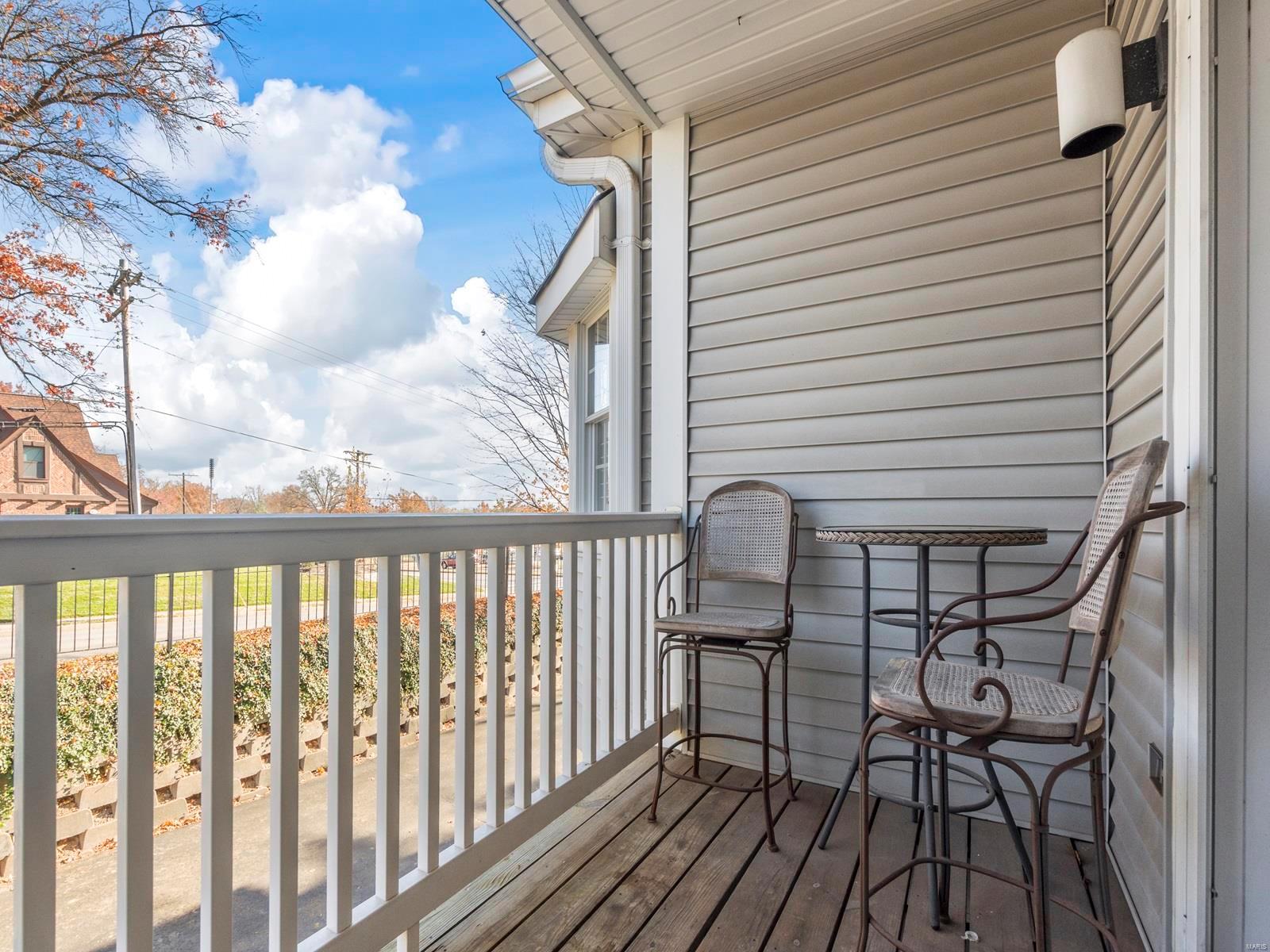 2 Country Club Terrace