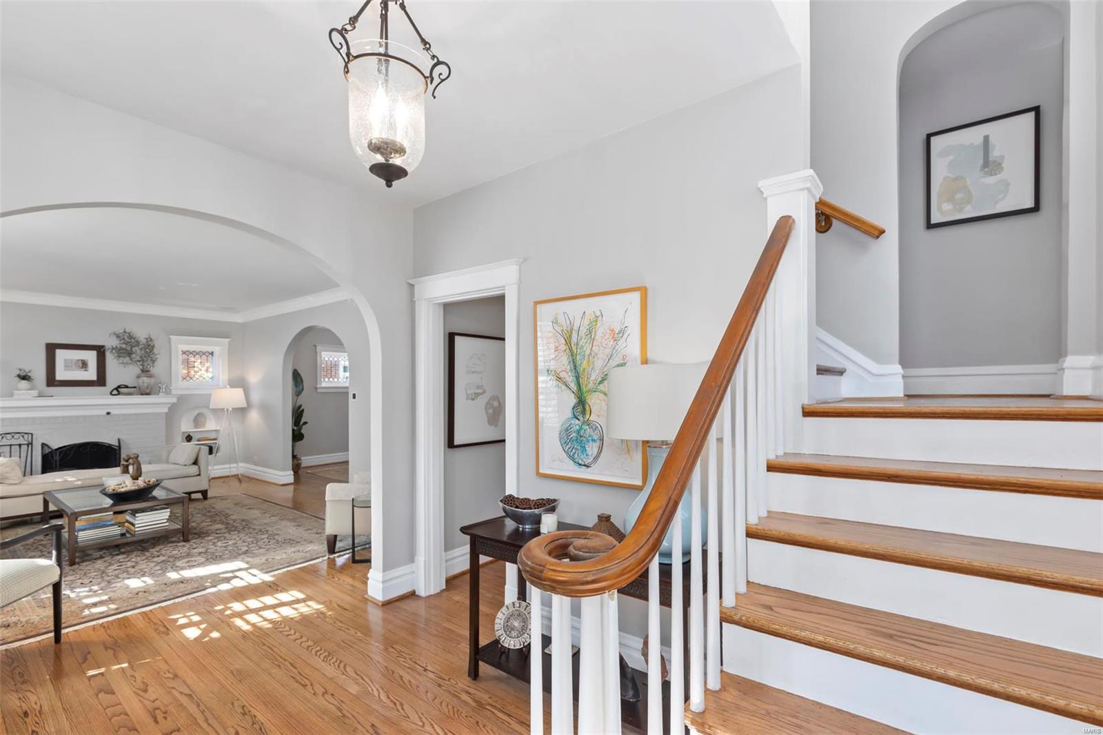 7361 Kingsbury Boulevard