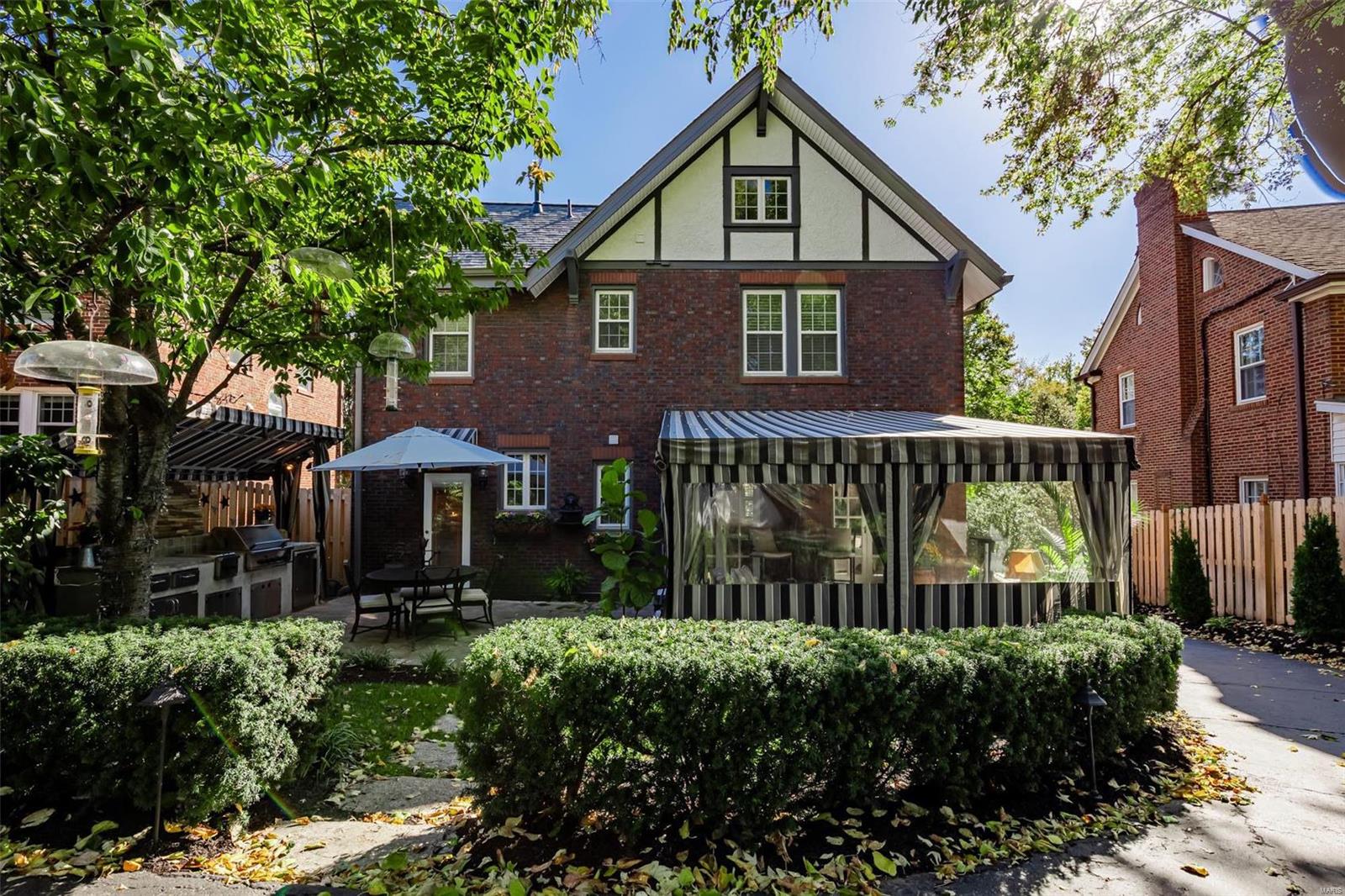 7361 Kingsbury Boulevard