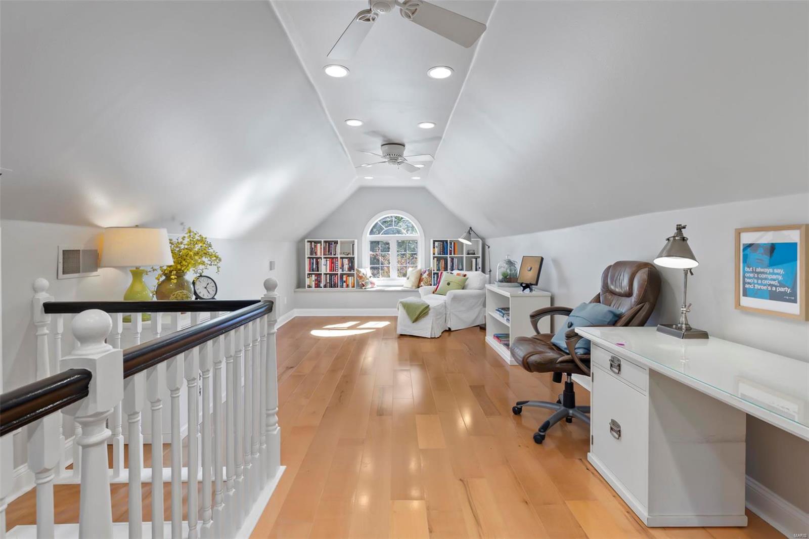 7361 Kingsbury Boulevard