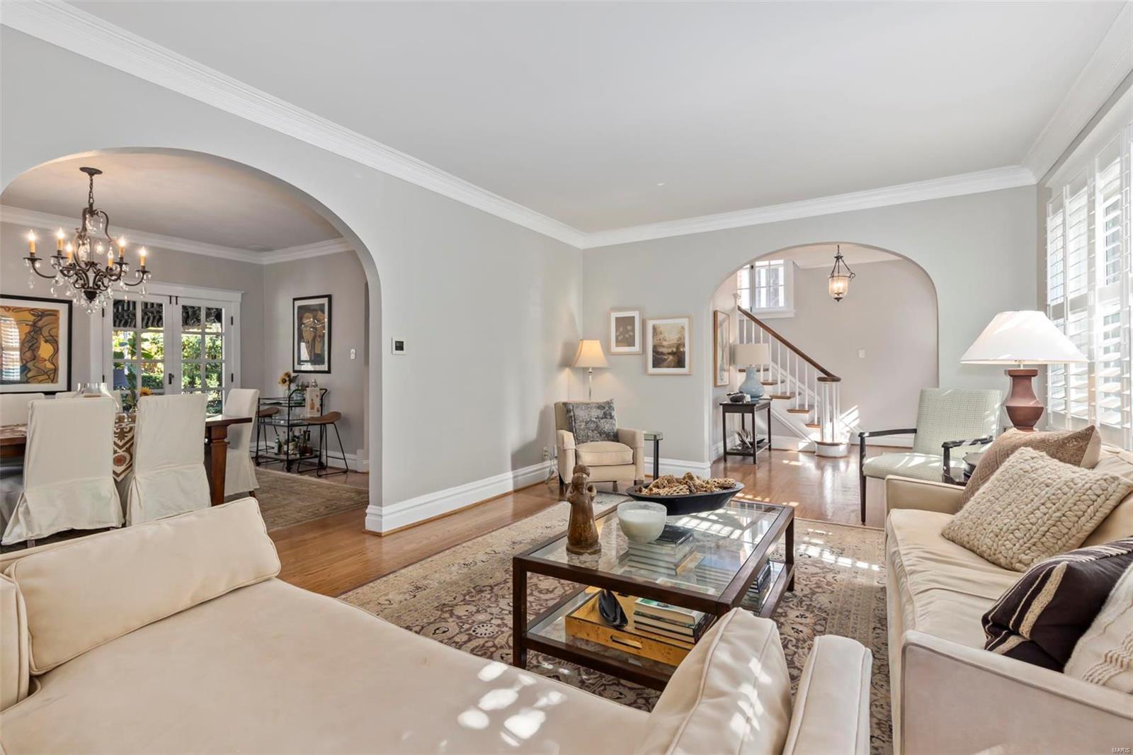 7361 Kingsbury Boulevard