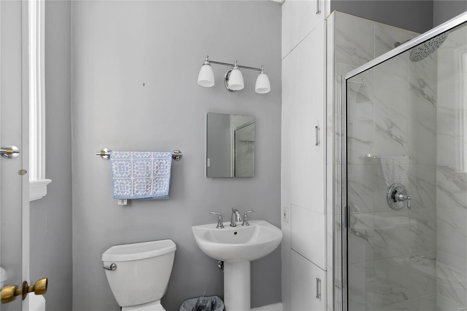 4440 Lindell Boulevard Unit: 801