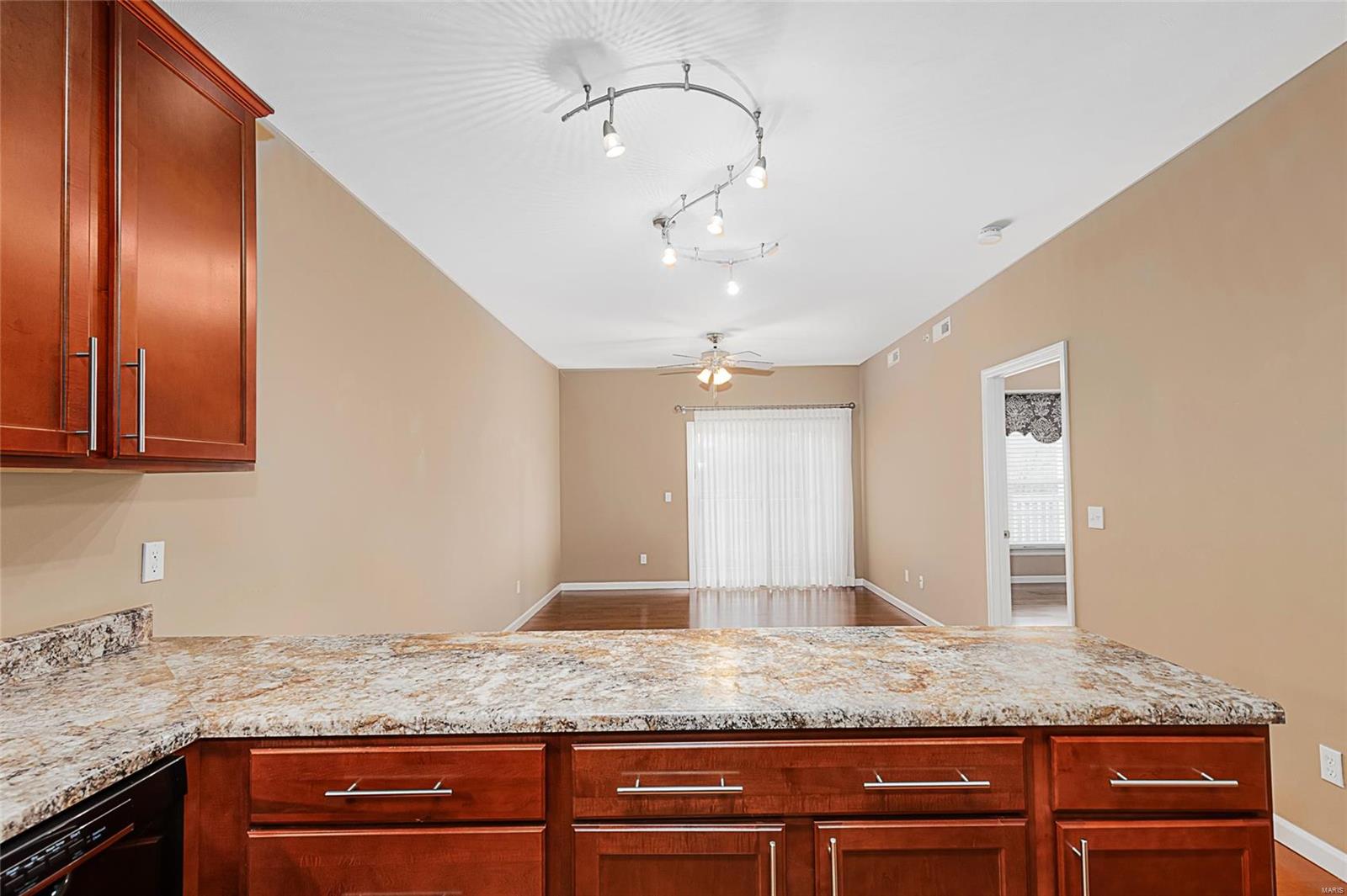 1437 Heritage Landing Unit: 101