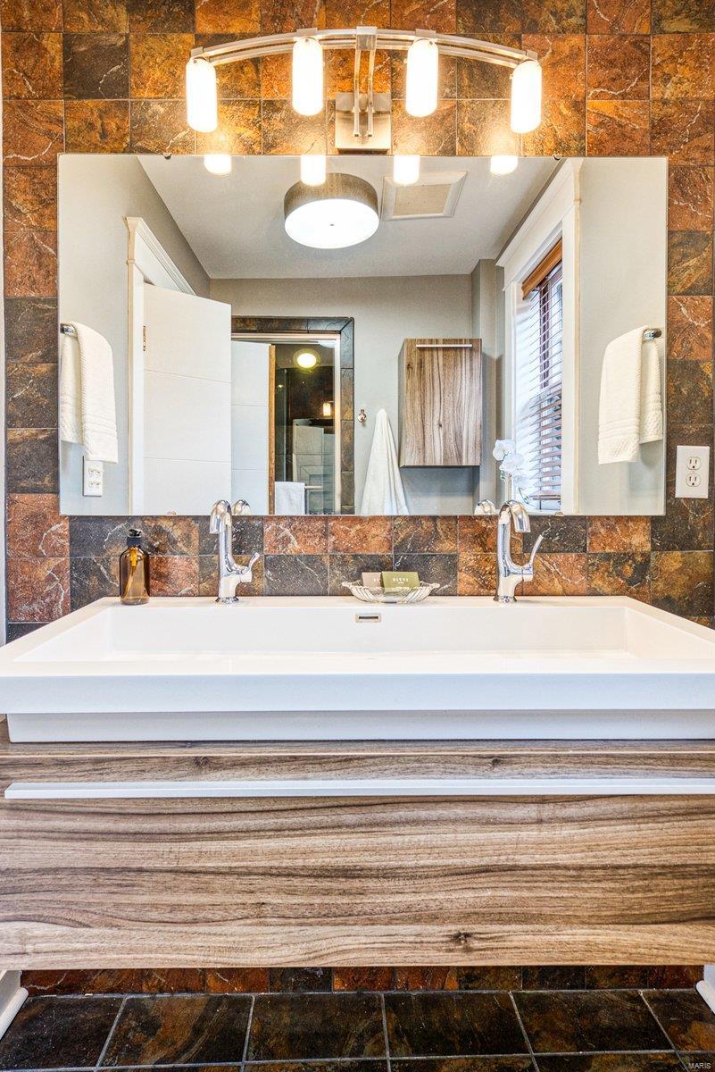 7438 Teasdale Avenue