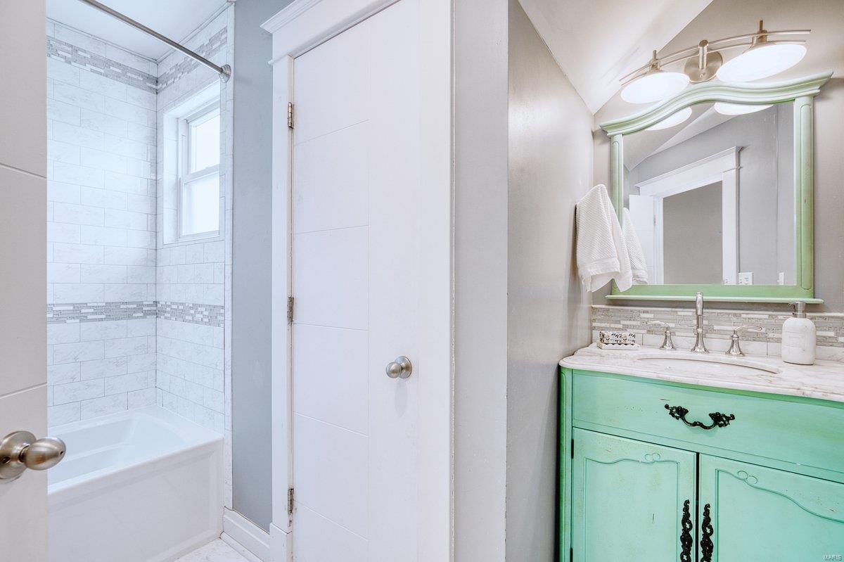 7438 Teasdale Avenue