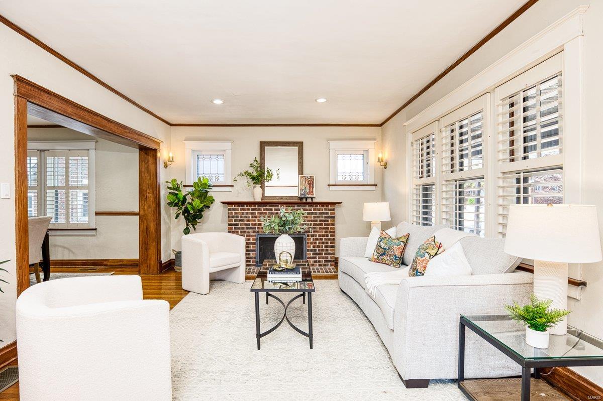 7438 Teasdale Avenue