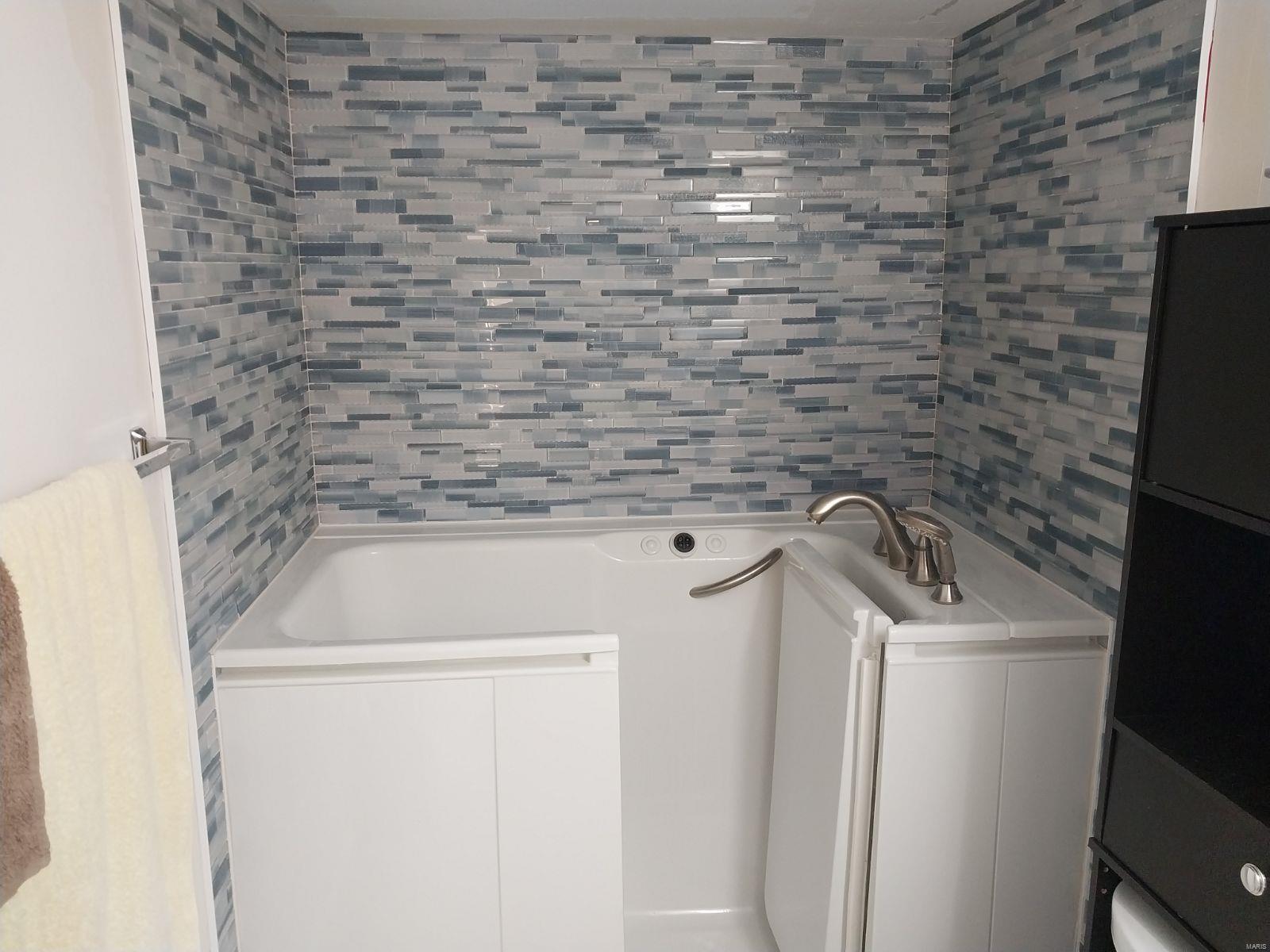 4069 Mark Korte Lane