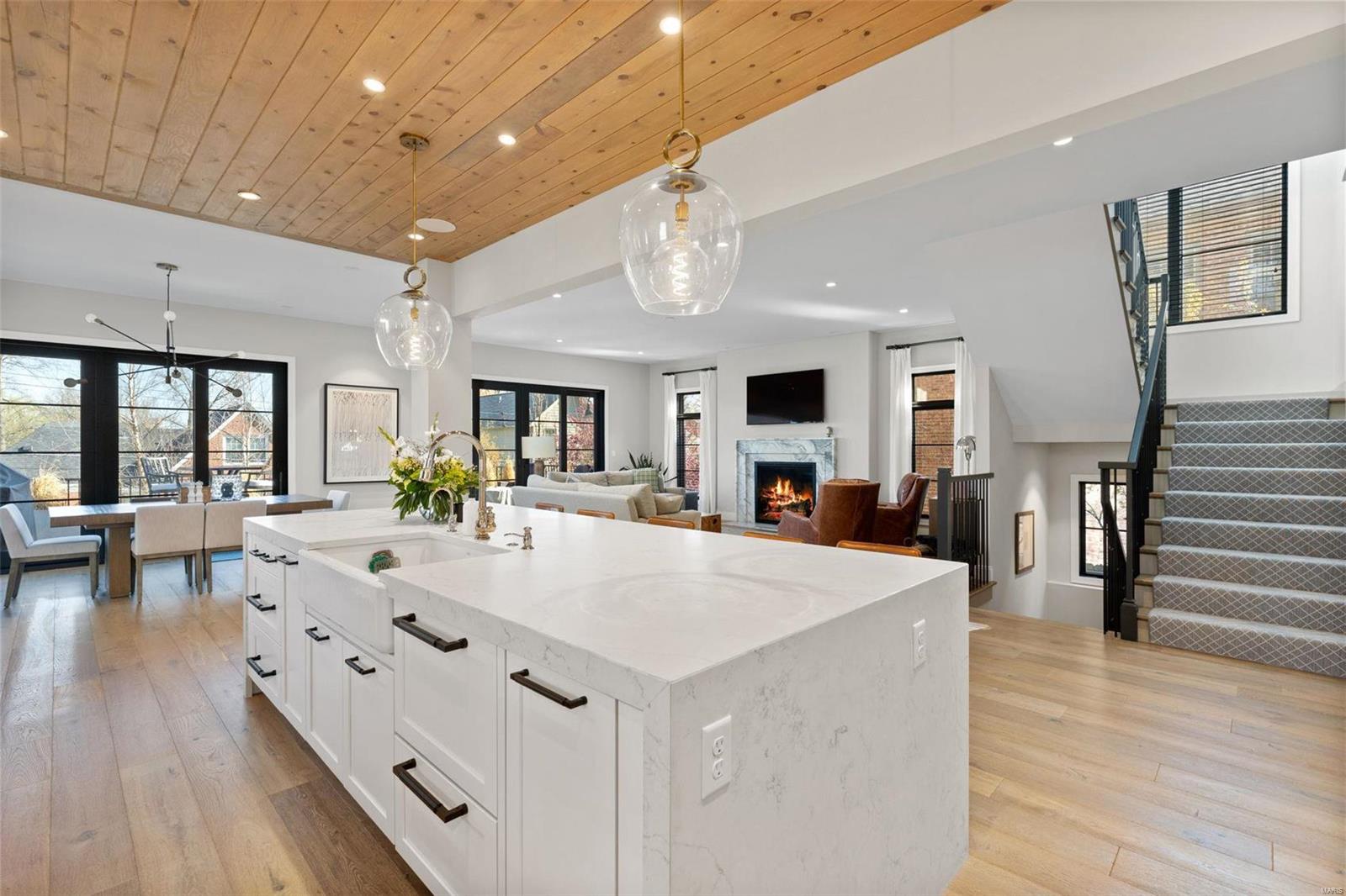 8141 Stratford Drive