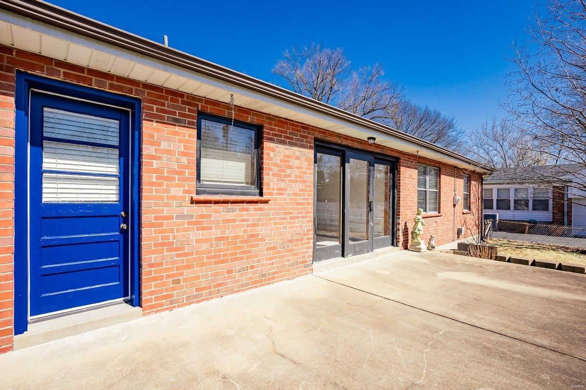 8130 Edinburgh Drive