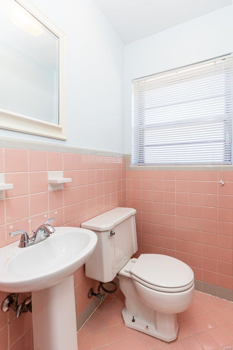 8130 Edinburgh Drive