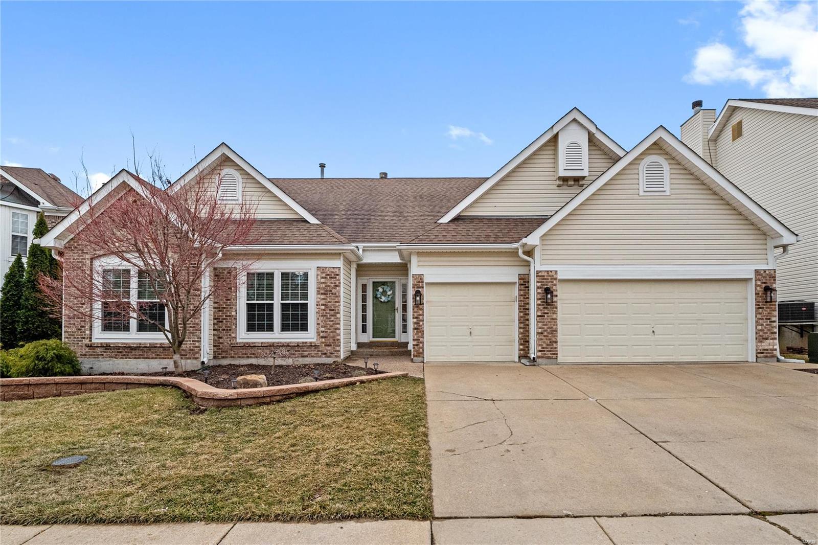 1037 Speckledwood Manor Court