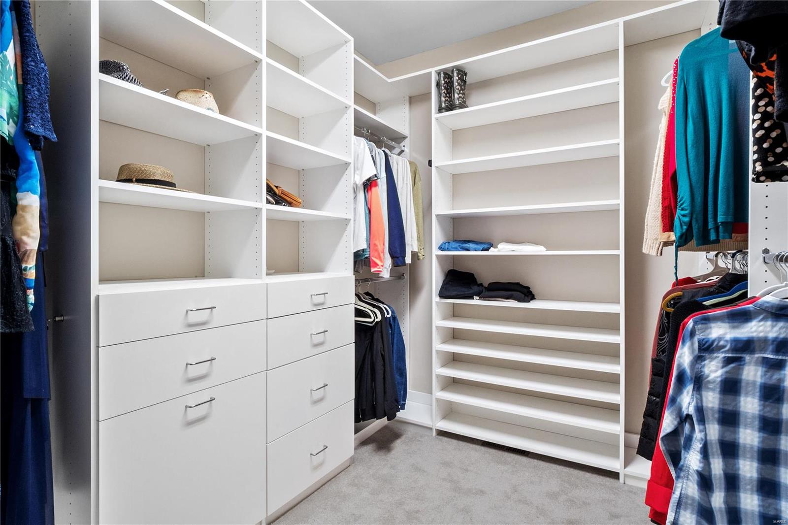 1037 Speckledwood Manor Court