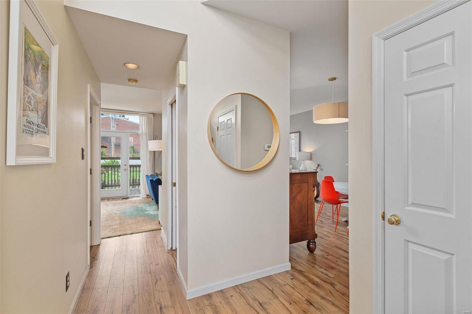 4328 Maryland Avenue Unit: 5