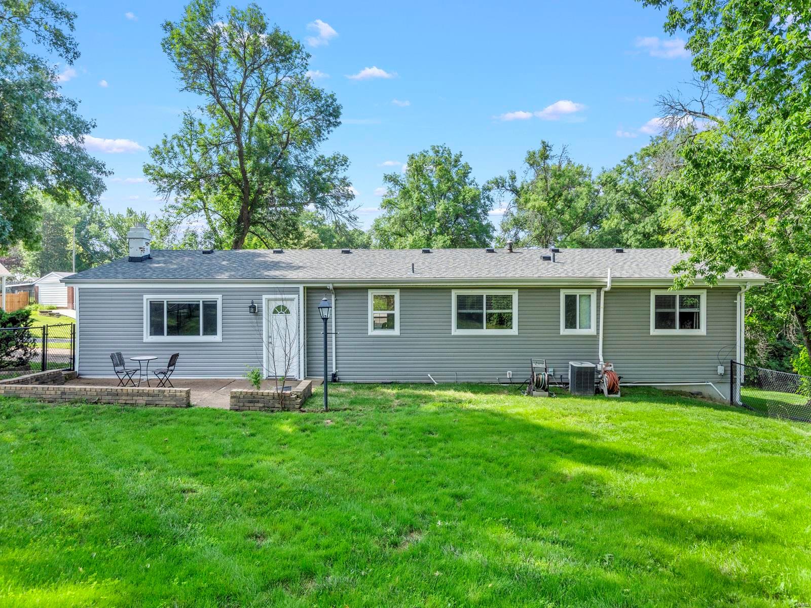 1105 Sandstone Drive