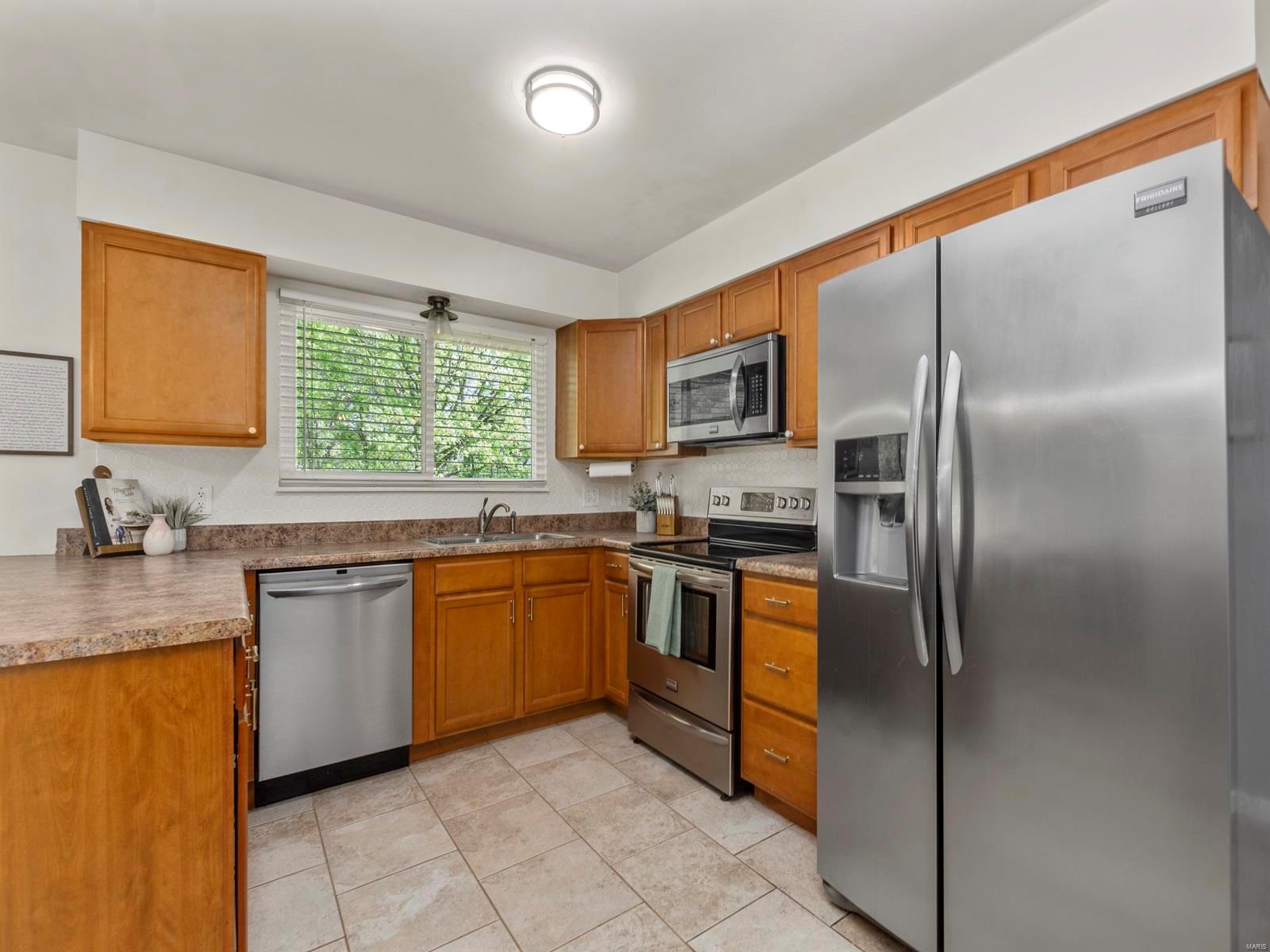 1294 Golden Gate Lane