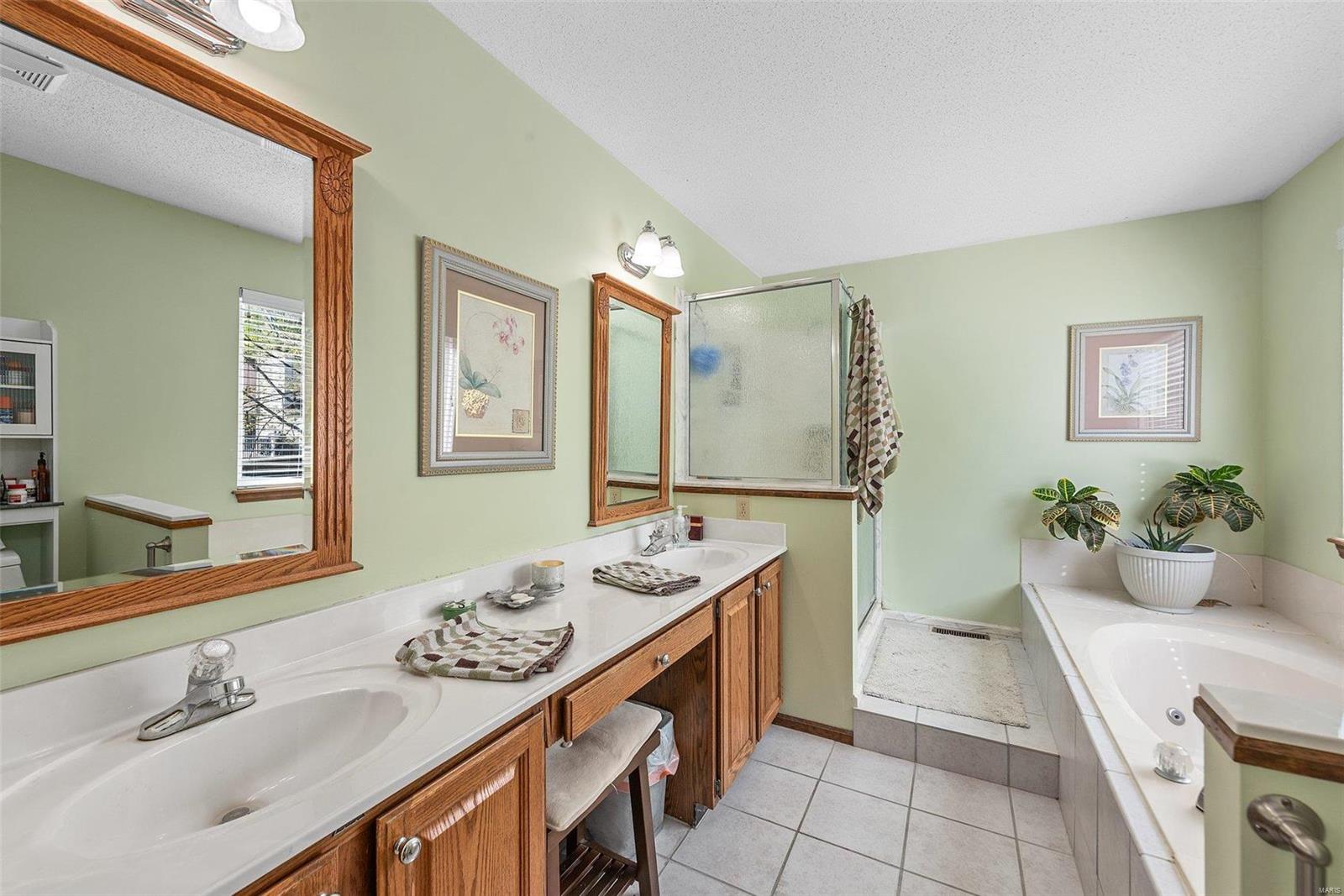 4 Sailmast Court