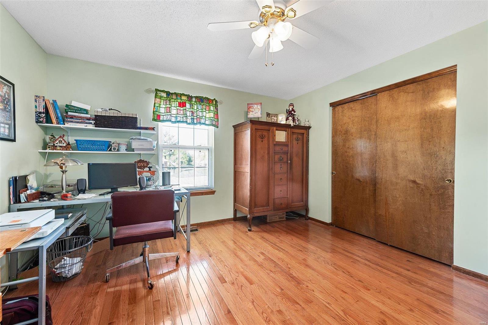 4 Sailmast Court