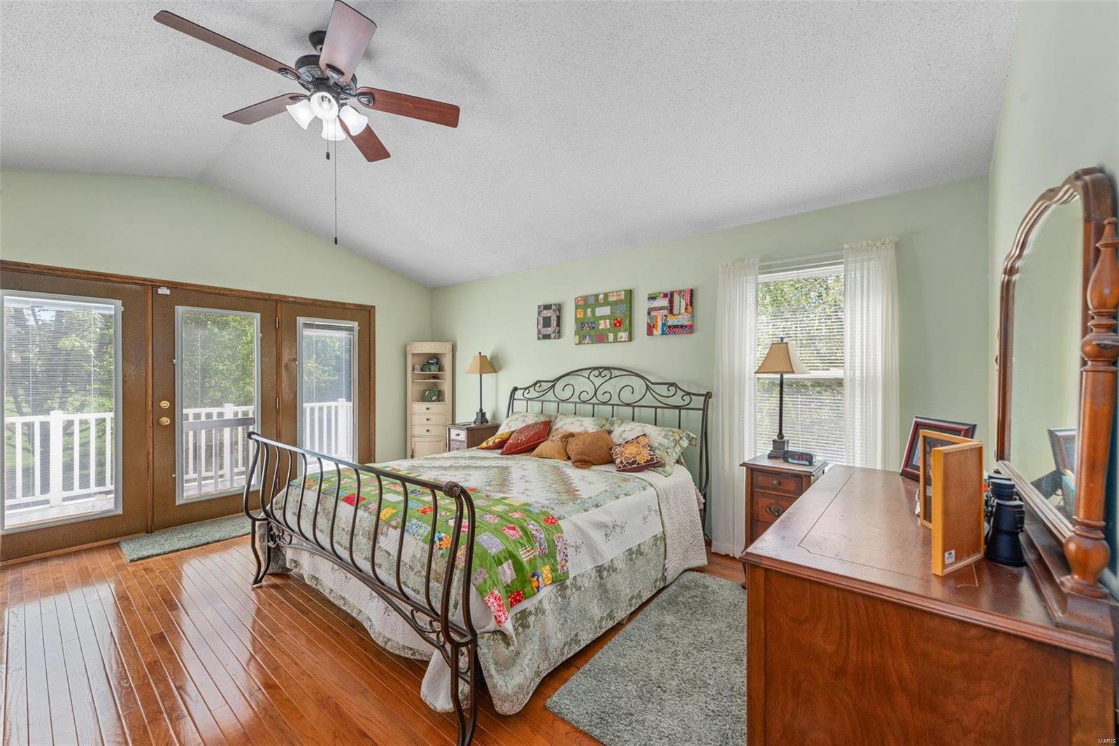 4 Sailmast Court