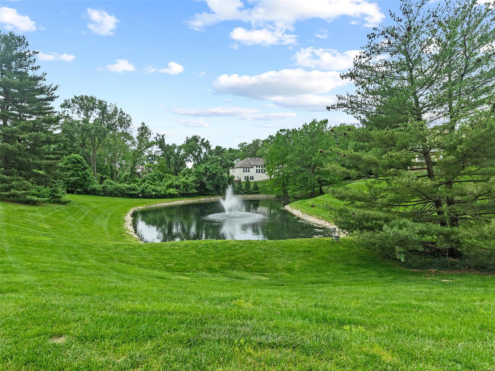 1511 Hampton Hall Drive Unit: 16