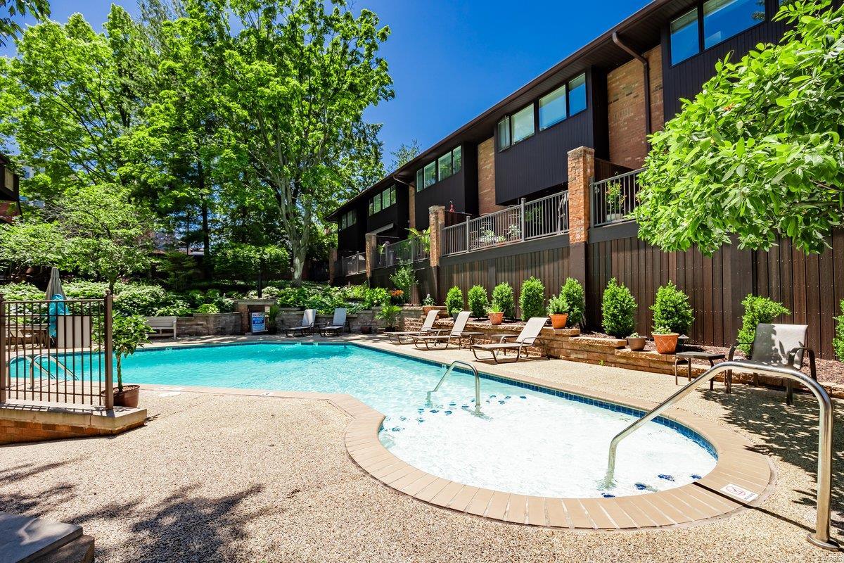 8031 Kingsbury Boulevard