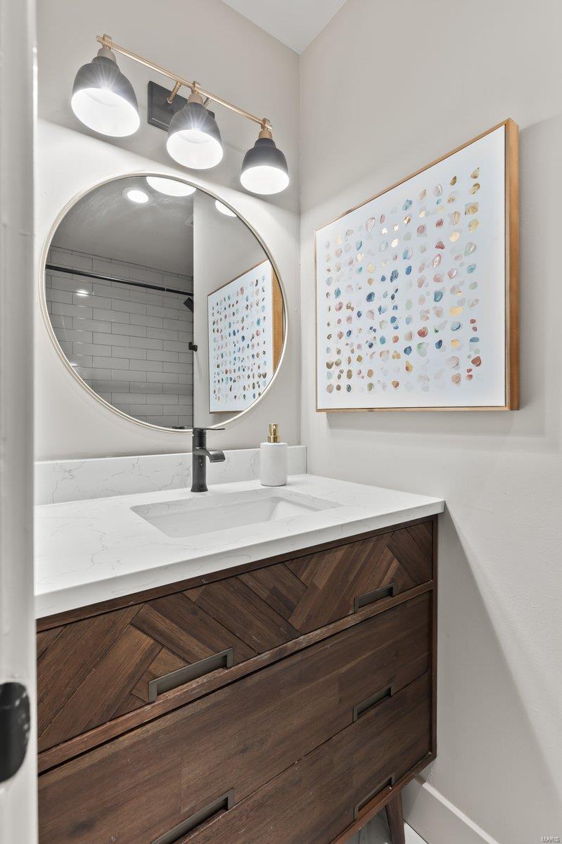 8031 Kingsbury Boulevard