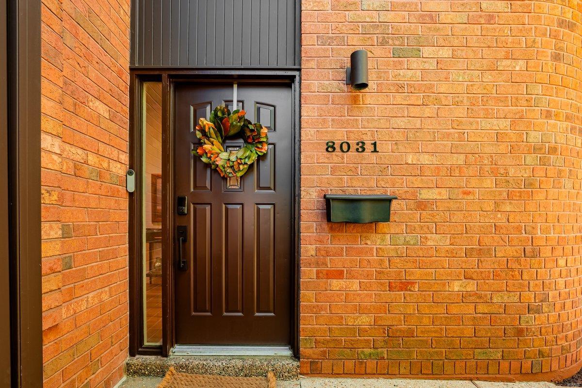 8031 Kingsbury Boulevard