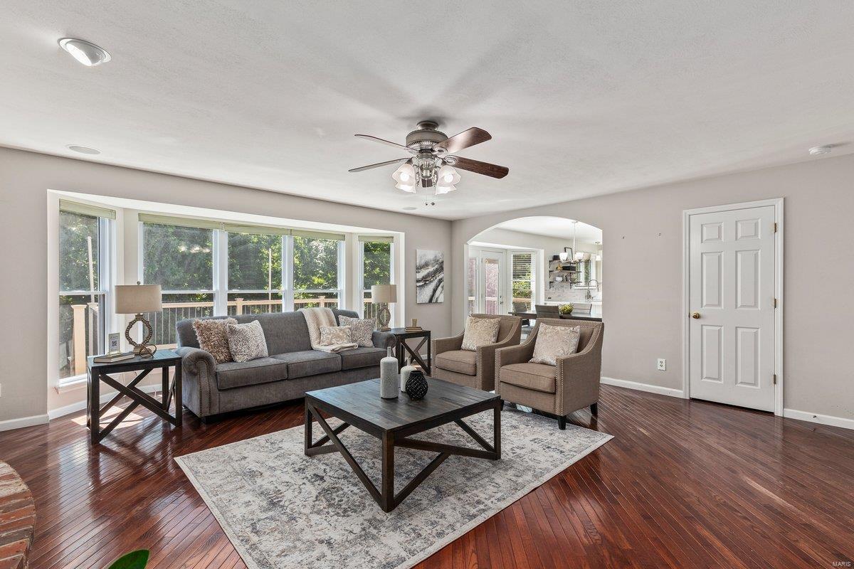 5044 Romaine Spring Drive