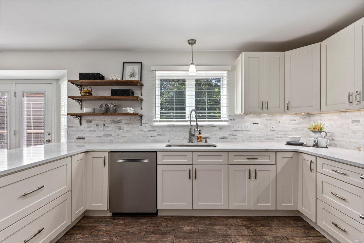 5044 Romaine Spring Drive