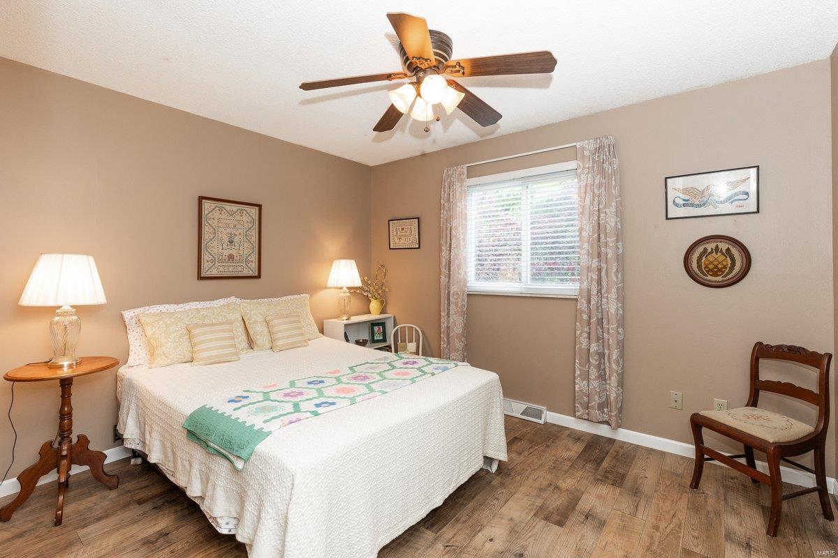 2210 Viewroyal Drive