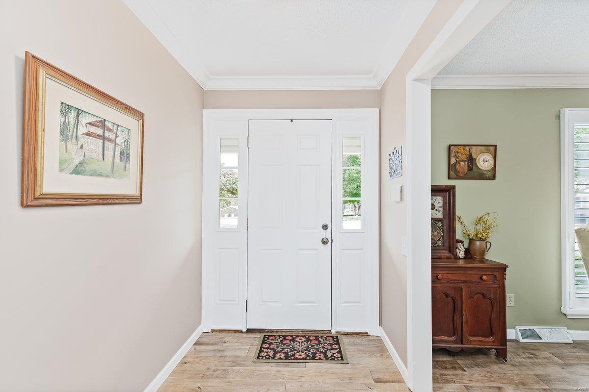 2210 Viewroyal Drive