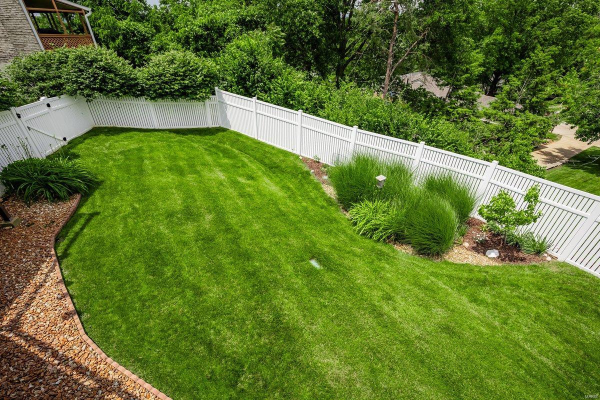 2210 Viewroyal Drive