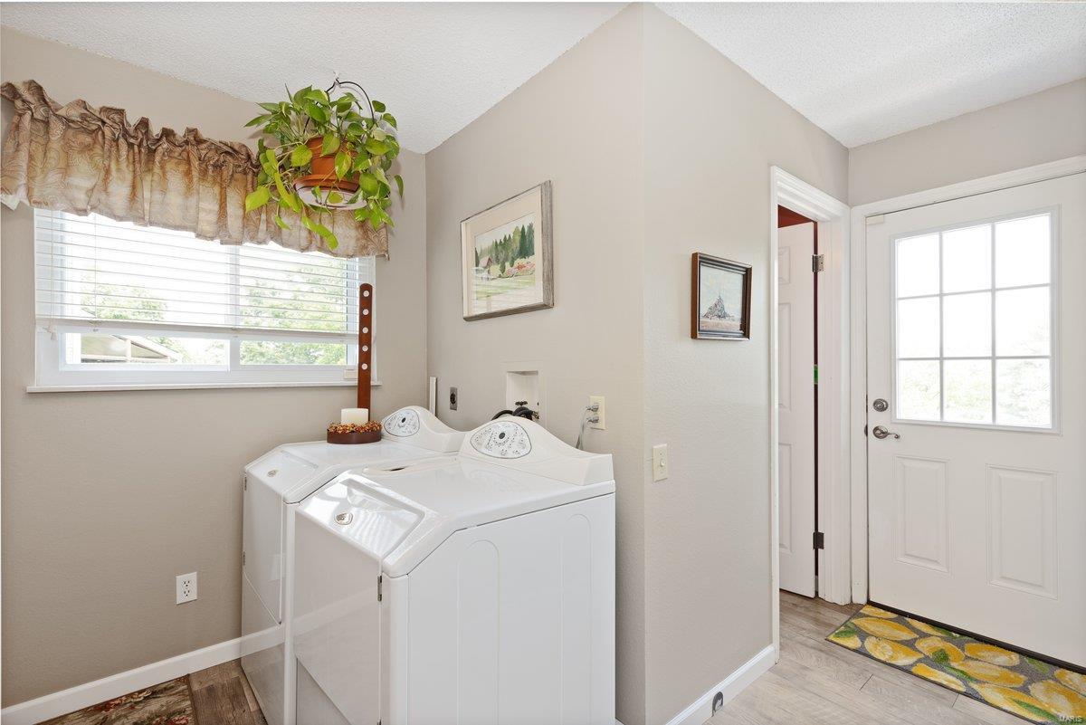 2210 Viewroyal Drive