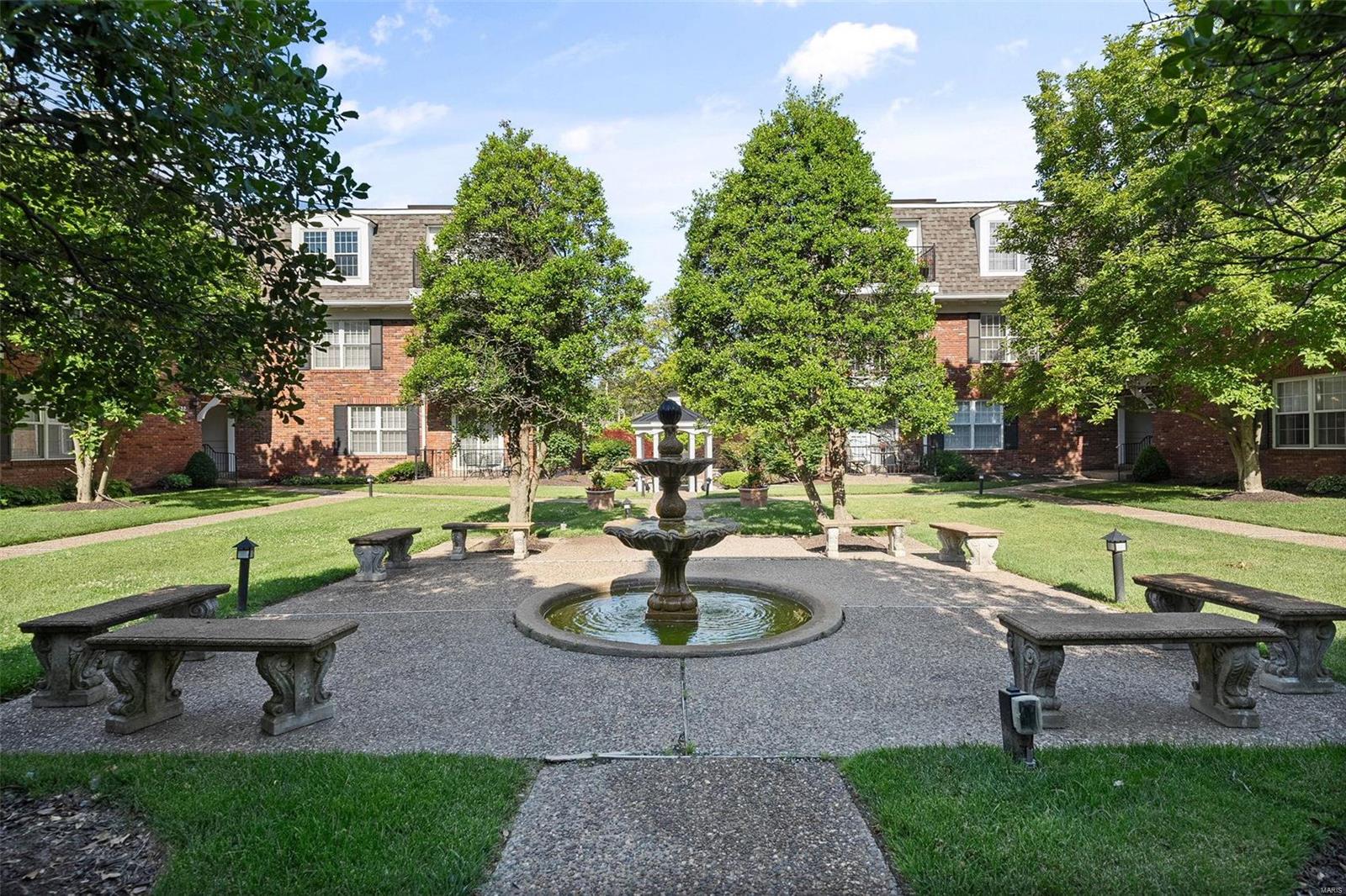 528 N Kirkwood Road Unit: 3C