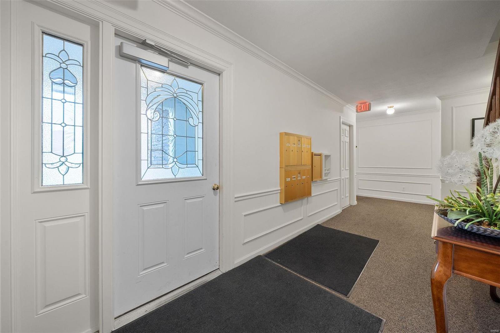 528 N Kirkwood Road Unit: 3C