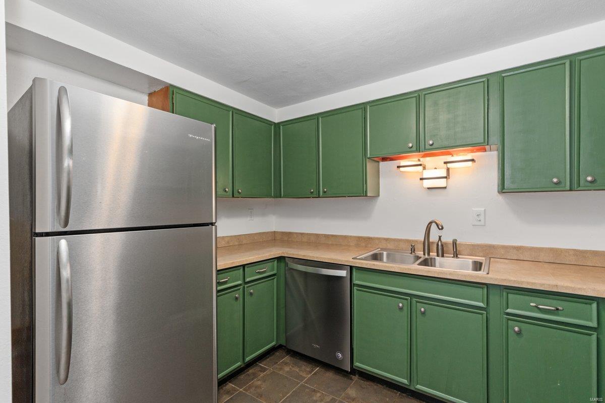 4501 Lindell Boulevard Unit: 4D