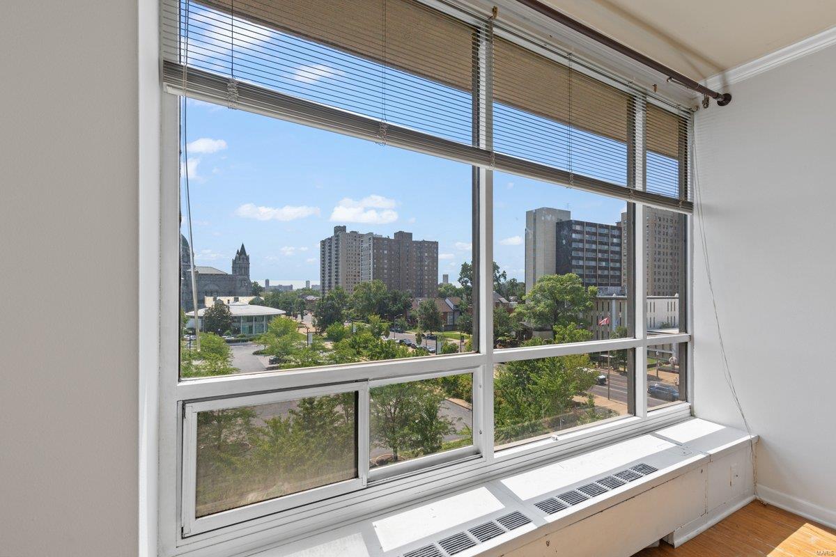 4501 Lindell Boulevard Unit: 4D