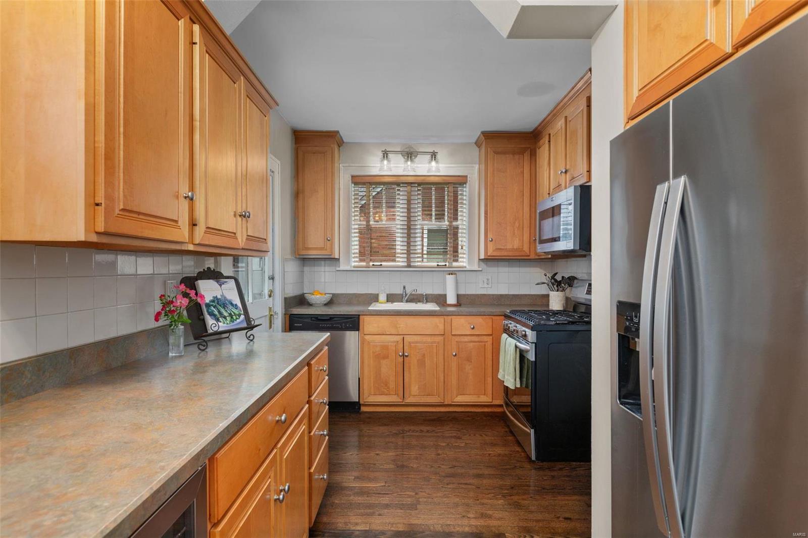 7611 Lindbergh Drive