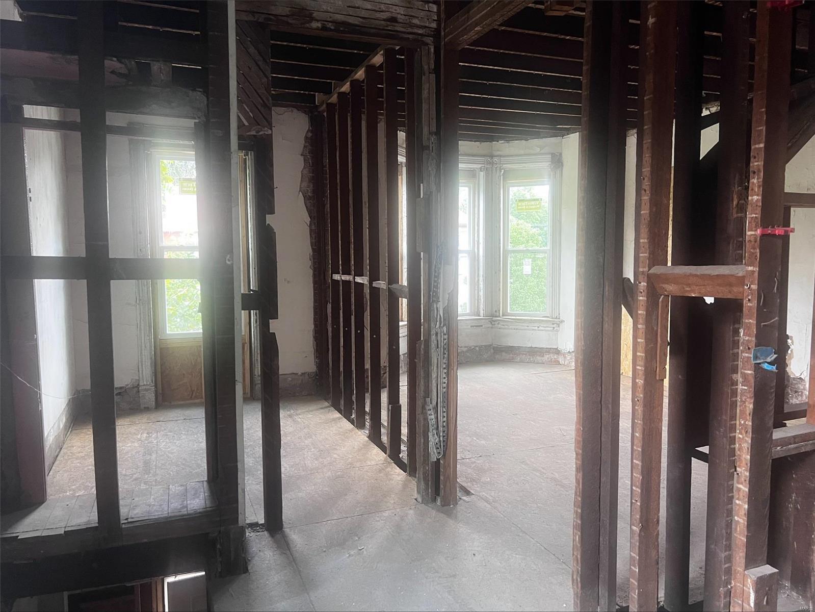 5172 Kensington Avenue