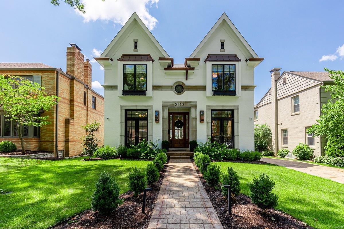 8140 Kingsbury Boulevard