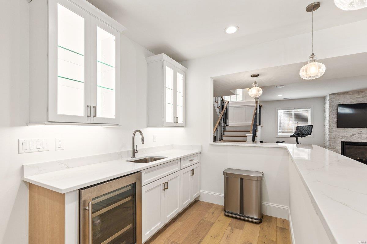 8140 Kingsbury Boulevard