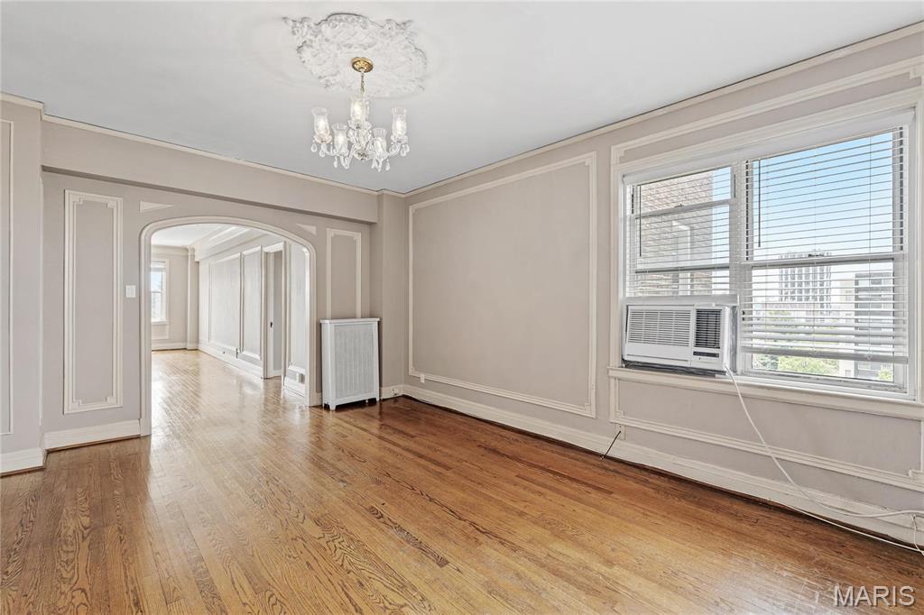 4440 Lindell Boulevard Unit: 1104