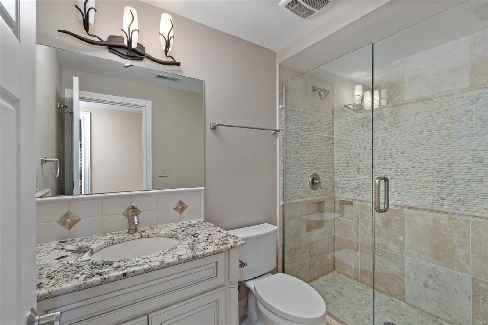 7527 Oxford Drive Unit: 2W