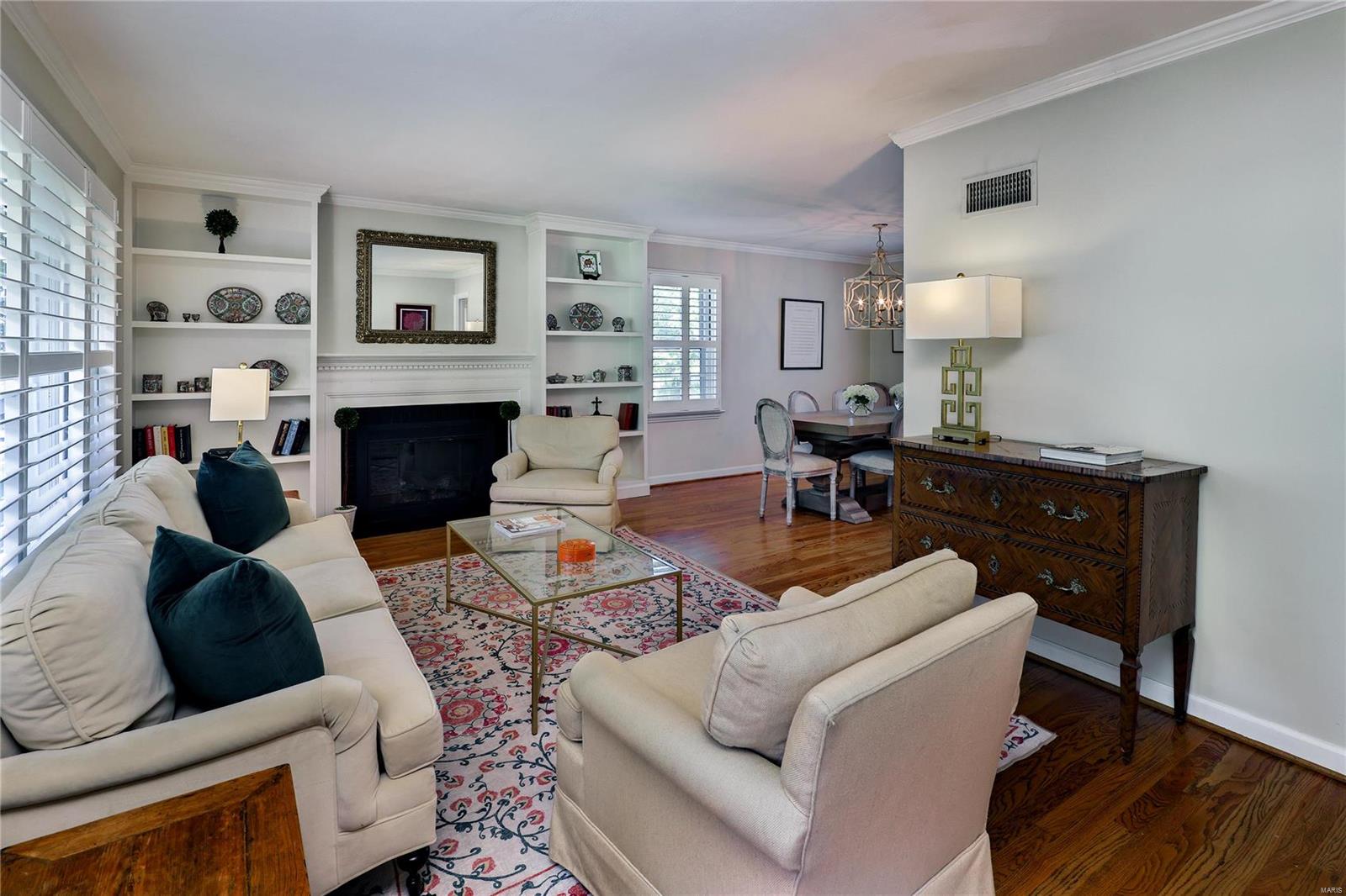960 Rochdale Drive
