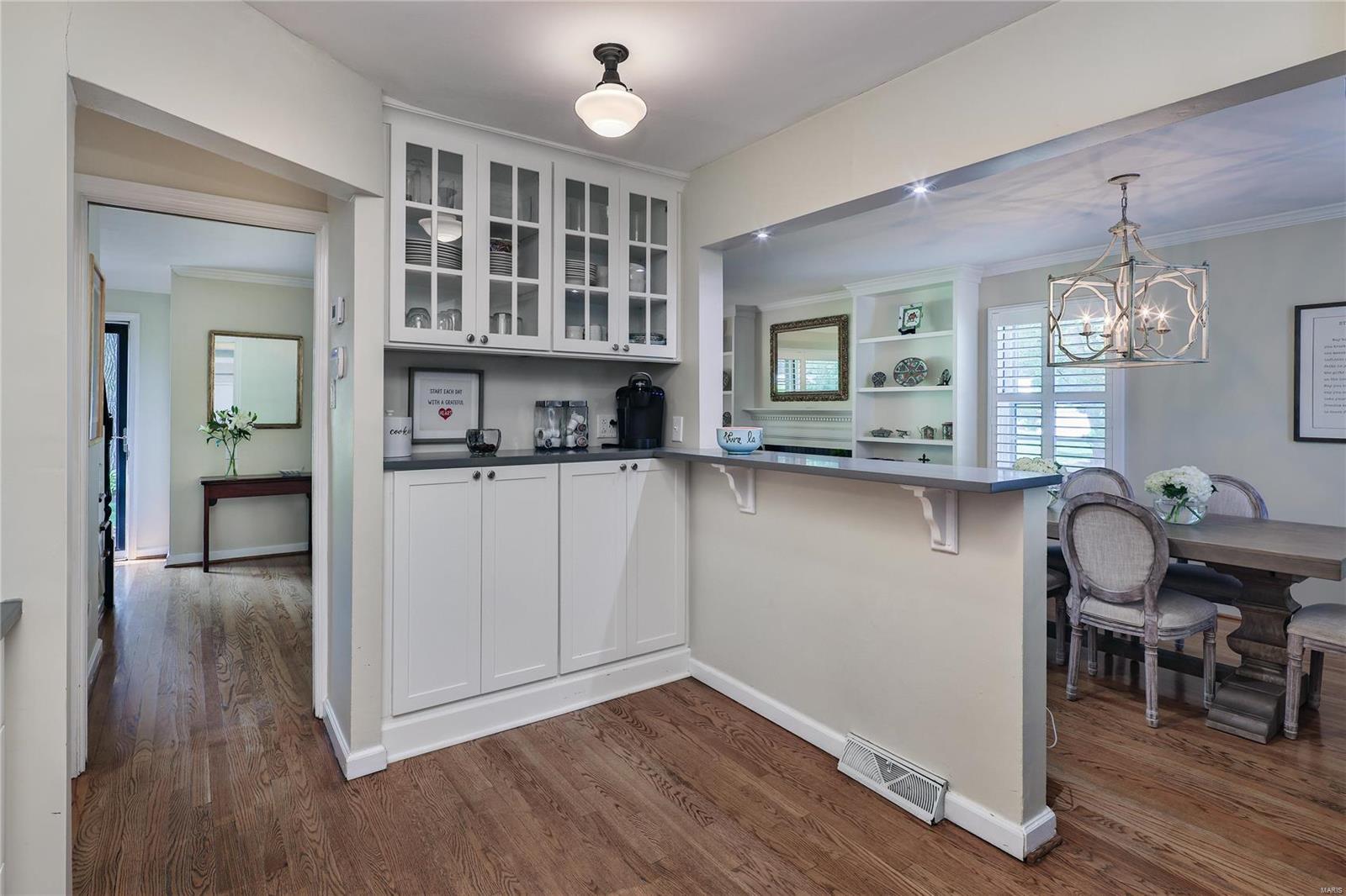 960 Rochdale Drive