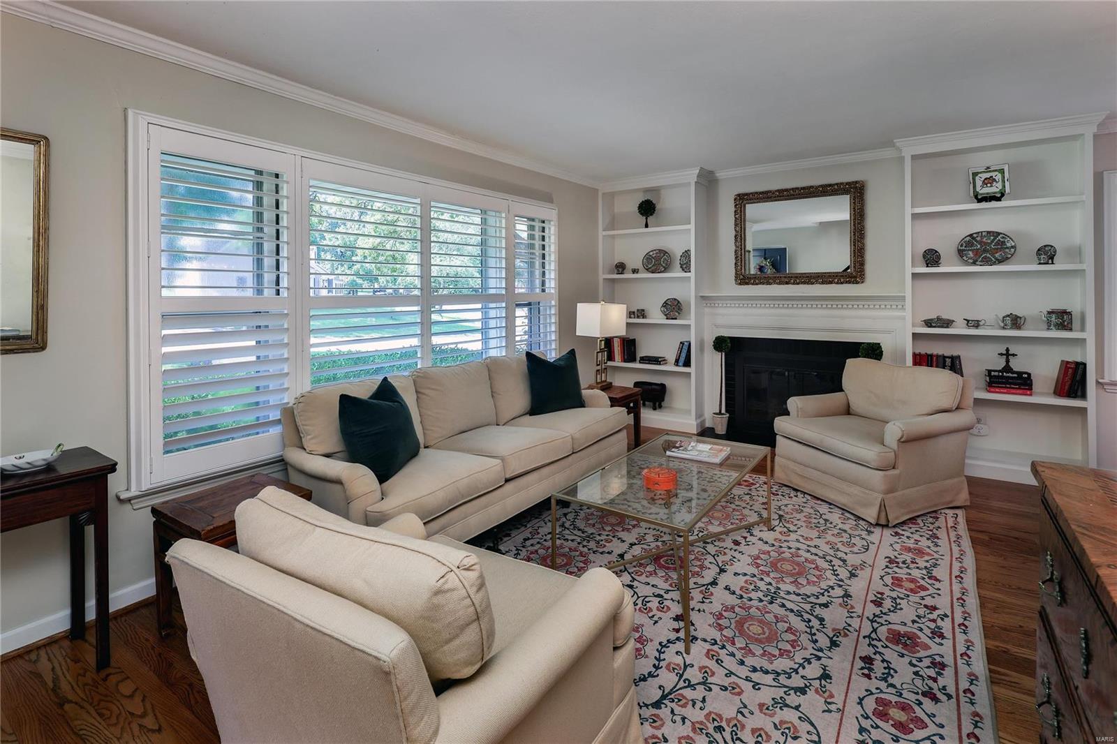 960 Rochdale Drive