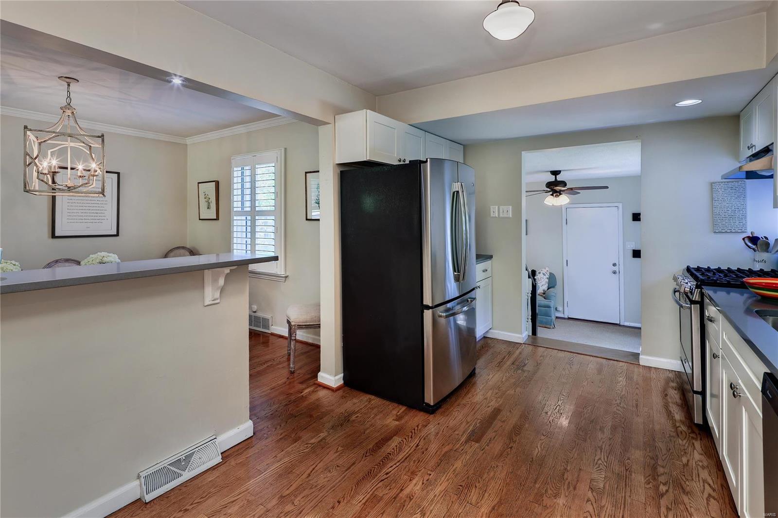 960 Rochdale Drive